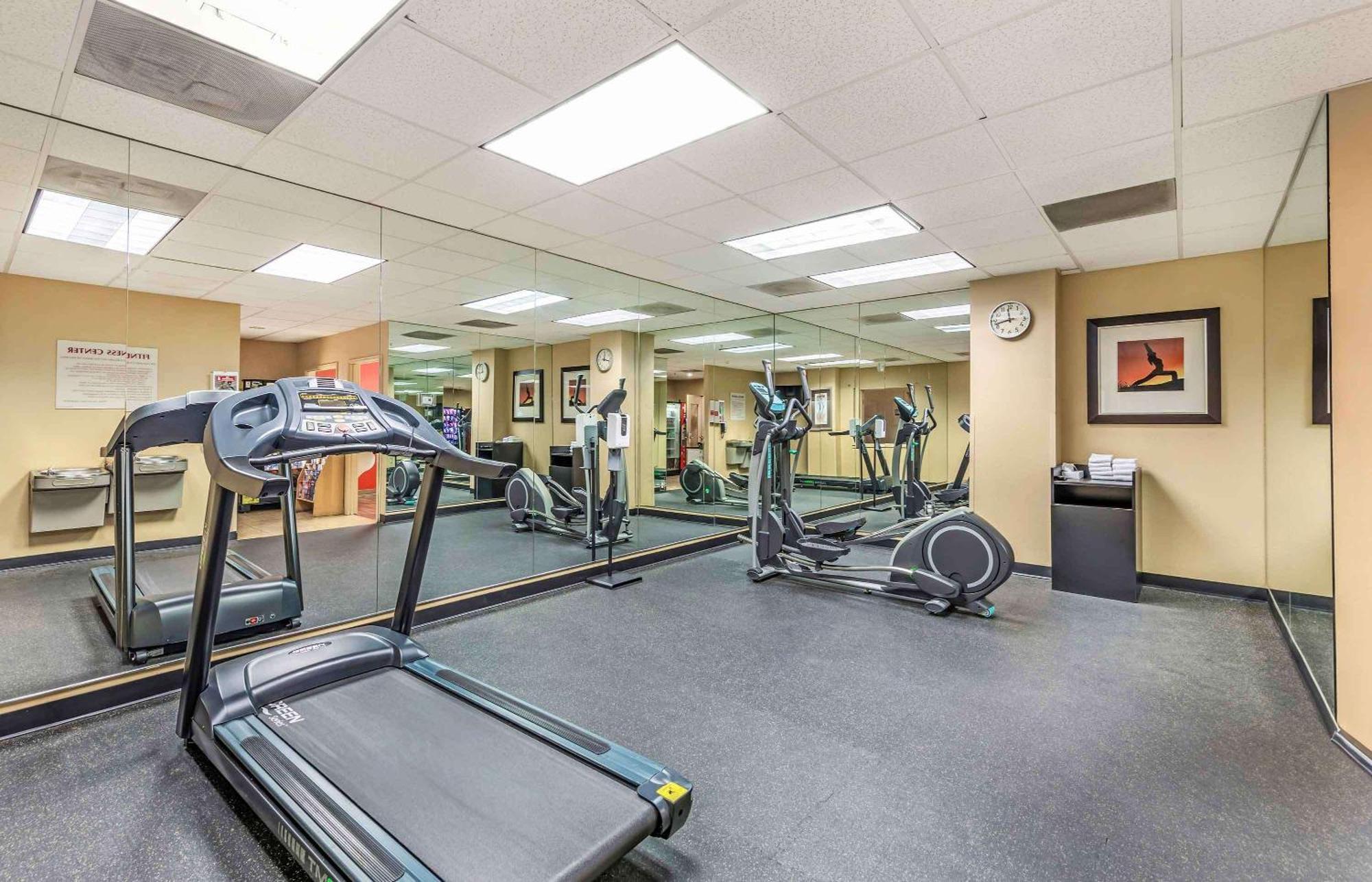 Extended Stay America Suites - Bakersfield - Chester Lane Ngoại thất bức ảnh